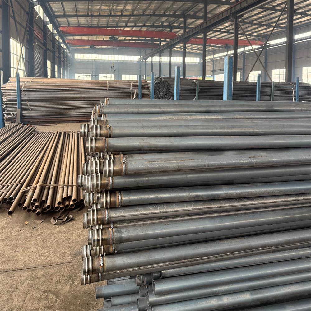 宝益德钢管新乡市销售处 厂区及加工车间